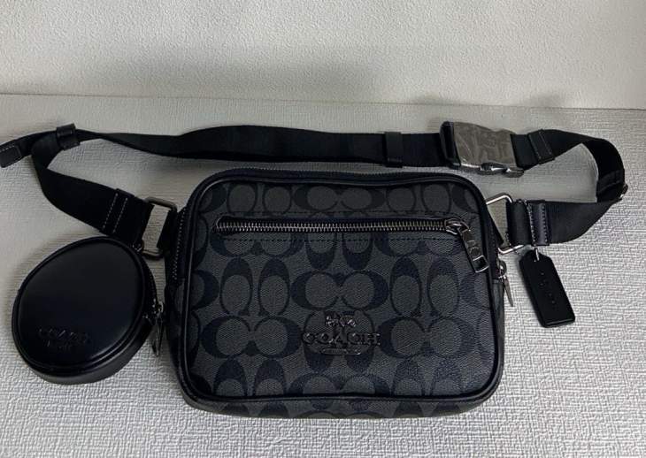 Picture of Coach Mens Bags _SKUfw202169358fw